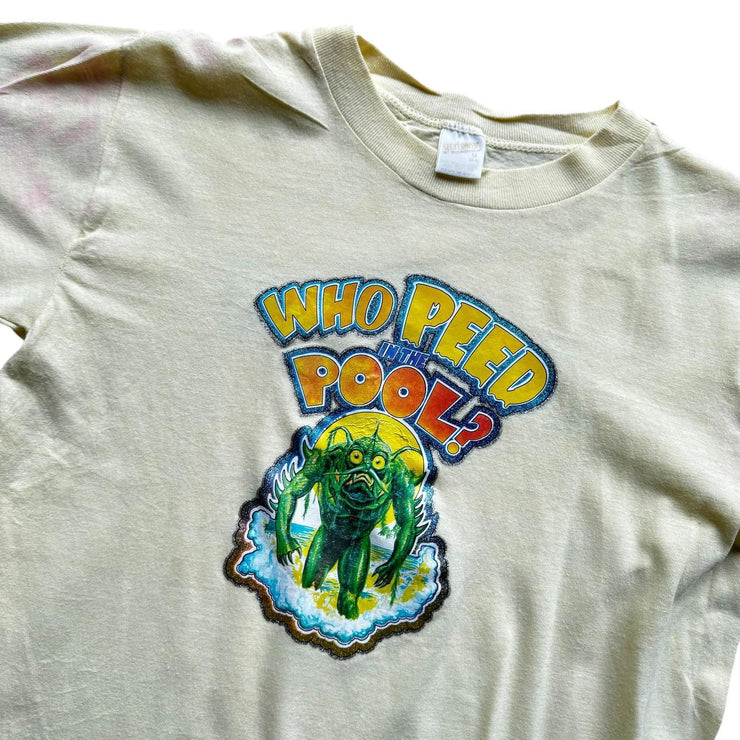 Who Peed in The Pool Yellow Glitter Single Stitch Graphic T-Shirt Size M