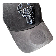 VTG NBA Milwaukee Bucks New Era Black Men's Snapback Baseball Cap